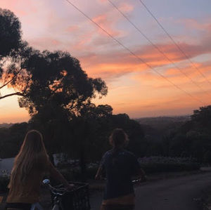 Meet your Posher, Casandra